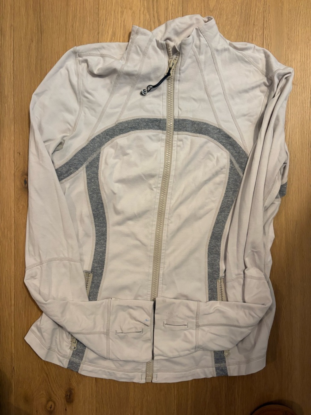 lululemon athletica Women’s Light Beige Zip-Up Studio Jacket